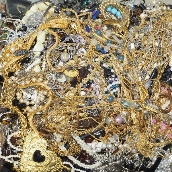 ヤフオク! -「アクセサリー まとめて」の落札相場・落札価格