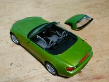 1/24　HONDA　S2000　 完成品　コンバーチブル　ライムグリーン　ピラー補修跡等ありジャンク　本田技研_画像3