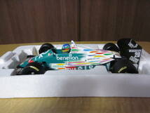 1/18ミニチャンプス BENETTON BMW B186 G.BERGER F1_画像3