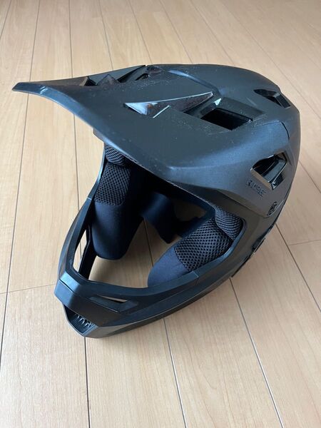 【値下げ】FOX RAMPAGE ランペイジ Sサイズ マットブラック MTB BMXに! ヘルメット フルフェイスヘルメット