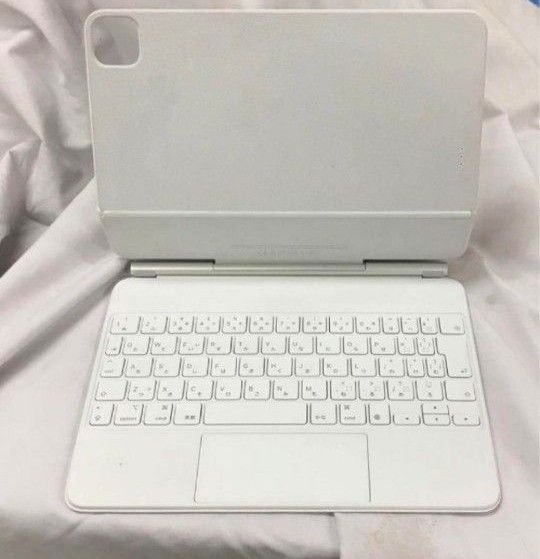 iPad Pro Apple マジックキーボード11 概ね美品 magickeyboard11 純正