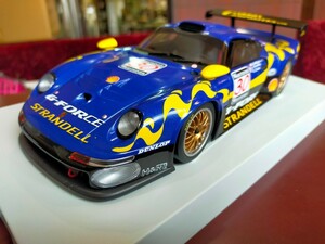 1/18 ポルシェ 911 GT1 #30