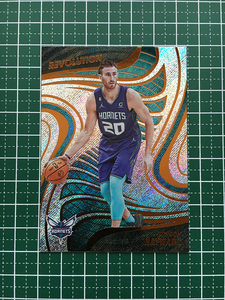 ★PANINI 2022-23 NBA REVOLUTION #15 GORDON HAYWARD［CHARLOTTE HORNETS］ベースカード「VETERANS」★