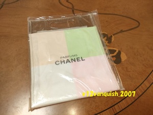 【貴重な袋入り】＊未使用品＊PARFUMS＊CHANEL＊シャネル＊ノベルティー？＊バック＊ナイロン＊パステルカラー＊小物入れ＊コレクションに