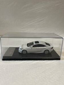 1/43 WiT's レクサス LEXUS IS 350　ホワイトパールクリスタルシャイン　ミニカー