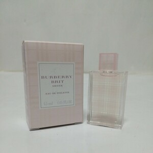 未使用 バーバリー ブリット シアー オードトワレ EDT 4.5ml ミニ香水 ミニボトル BURBERRY 送料無料