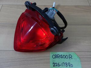 部品入庫中古現状　ホンダ純正　CBR400R(226-17890)テールライト