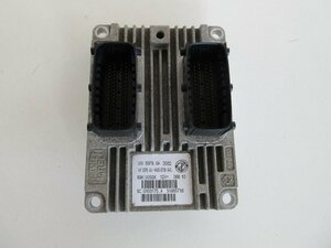 498　　フィアット　５００　エンジンコンピューターECU　品番　51865718