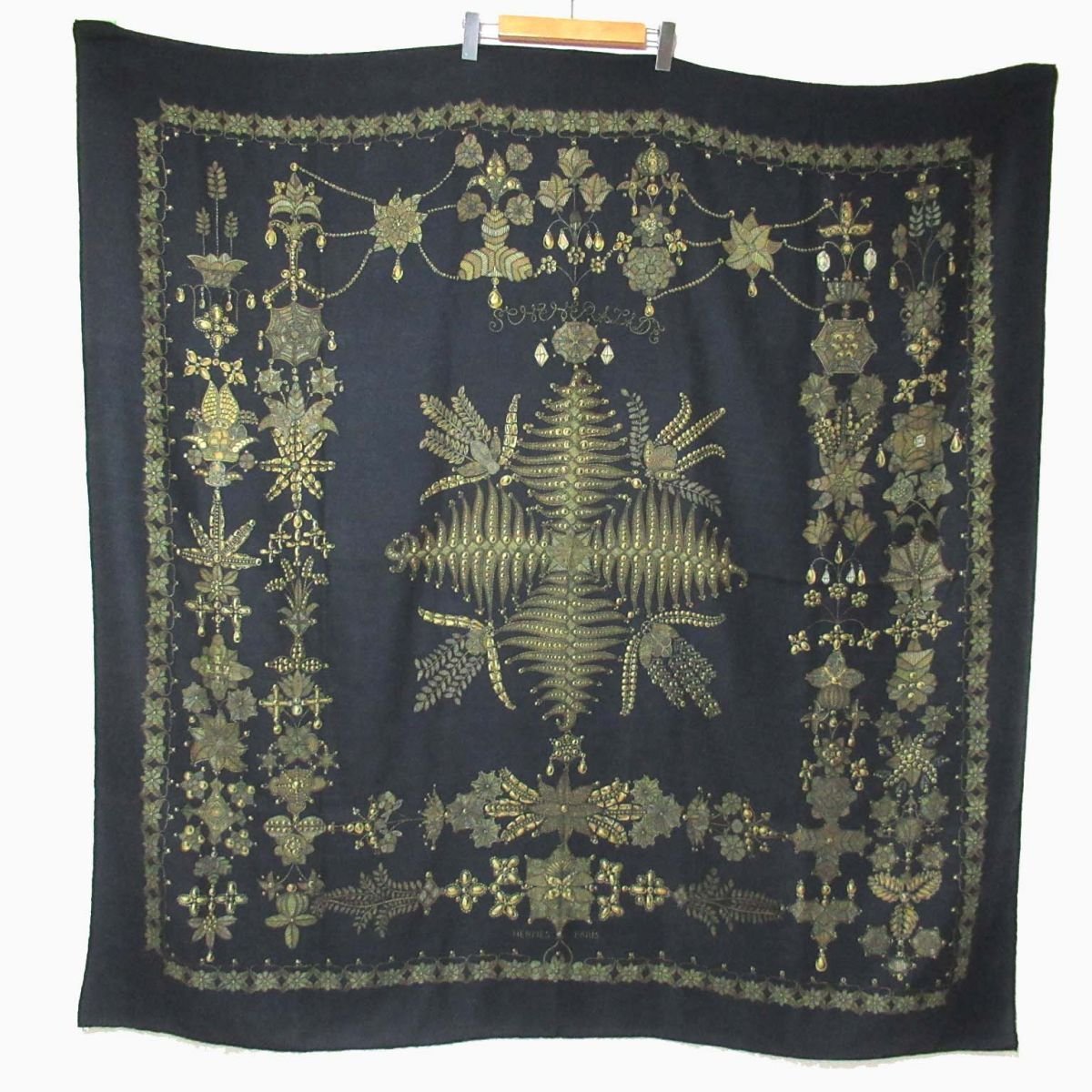 正規品販売！ HERMES エルメス 刺繍 スカーフ120×120cm バンダナ/スカーフ