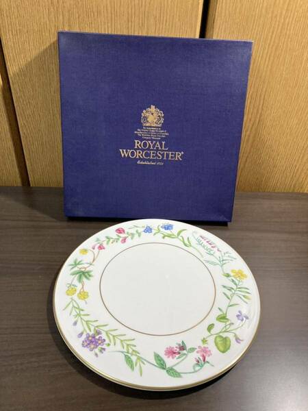 ▼ロイヤルウースター≪アルカディア　ケーキプレート　１枚≫約28cm ROYAL WORCESTER ARCADIA プレート 皿　大皿