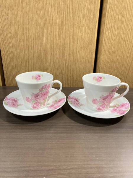 ▼ローラアシュレイ≪カップ&ソーサー　2客≫LAURA ASHLEY 陶器製　バラ　薔薇