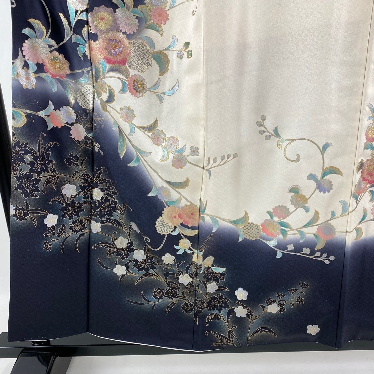 訪問着 名品 落款 藤本隆士 草花 金銀彩 螺鈿 黒 袷 身丈157cm 裄丈