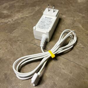 SHARP AC adaptor ADS-40FSG-19 19035GPC white 