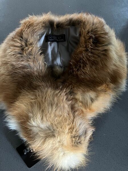ショール　フォックス　赤狐　裏地つき　ホルダー付き フォックスファー 襟巻き 毛皮