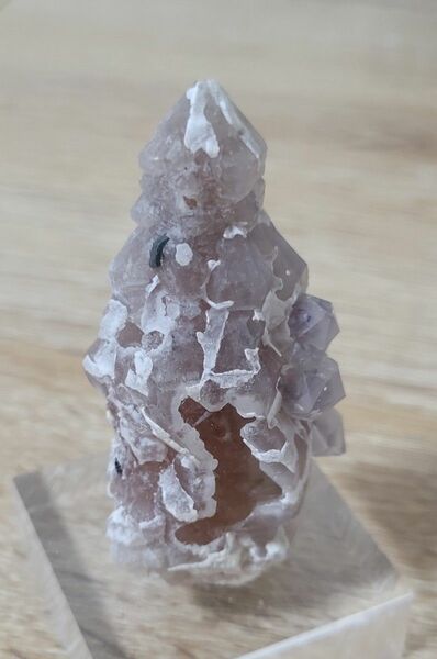 ピンクパープル ジャカレークオーツ 水晶 鉱物 原石