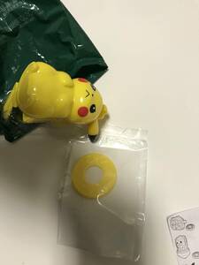 即決 マクドナルドハッピーセット ポケモン ピカチュウのまとあてキーリング