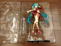 初音ミク -Project DIVA- F 2nd 初音ミク ヴィンテージドレスVer. 1/7スケール ABS&PVC製 塗装済み完成品フィギュア マックスファクトリー_画像2