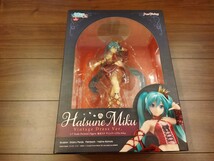 初音ミク -Project DIVA- F 2nd 初音ミク ヴィンテージドレスVer. 1/7スケール ABS&PVC製 塗装済み完成品フィギュア マックスファクトリー_画像3