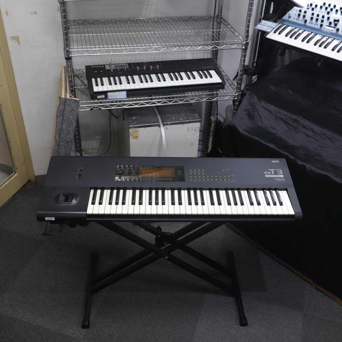 ヤフオク! -「t3」(コルグ) (キーボード、シンセサイザー)の落札相場