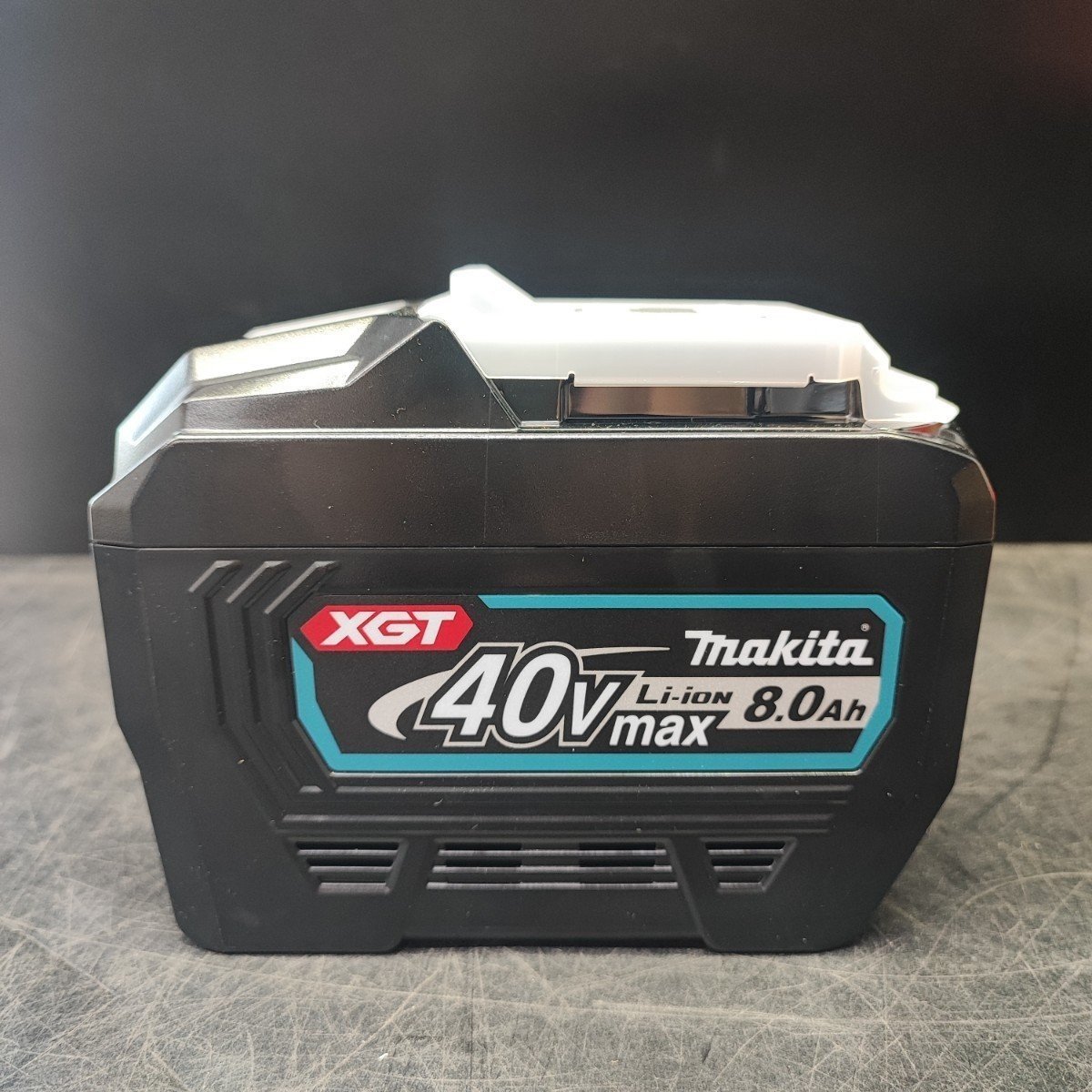 未使用品(店頭展示品)】マキタmakita リチウムイオンバッテリー40V/8.0