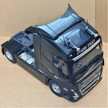 1/24 大型トラック ボルボ FH グローブトロッター XL ブラック ソリド製ダイキャスト製ミニカー_画像7