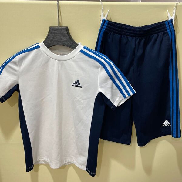 adidas アディダス上下セット トレーニングウェア130