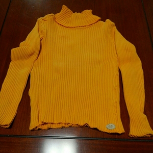  Boo Foo Woo b- Home zBOOHOMES high‐necked ta-toru neck rib knitted long sleeve 120. used orange 