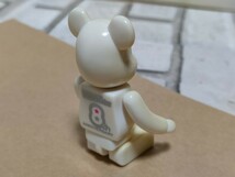 希少。レア！MEDICOM TOY BE@RBRICK 100% YOKOHAMA WAKER 横浜ウォーカー　8周年 8thANNIVERSARY 非売品_画像7