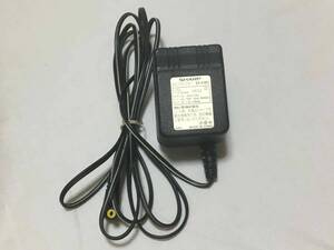 [ free shipping! complete operation goods, but *** translation have therefore 798 jpy prompt decision!]SHARP made absence electro- AC adaptor [EP-KM3]!