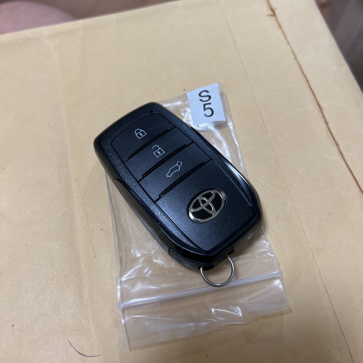 231451-3041の値段と価格推移は?|20件の売買情報を集計した231451
