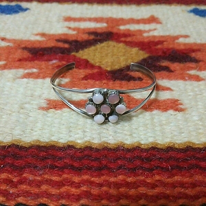  Indian jewelry zni group cluster silver bangle pink shell # Native American n ho pi group Navajo group turquoise sterling