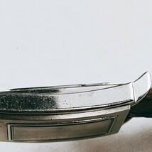 DKNY ダナキャラン 腕時計 二重ベルト アナログ 時計 ヴィンテージ 3針 白文字盤 スクエア バングル ブレス アクセサリー アンティーク _画像10