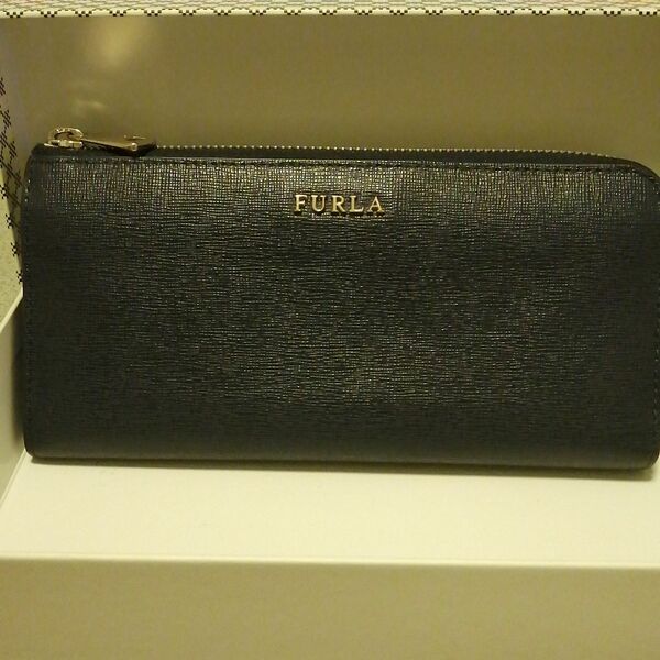 FURLA　長財布 