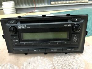 TOYOTA(トヨタ)純正　アクア NHP10 CDデッキ プレーヤー オーディオ m50839/86120-52C90