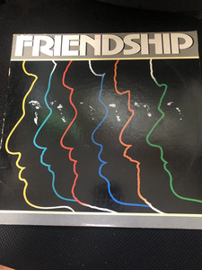 【FRIEND SHIP・LP レコード】全7曲　1979年　Lee ritenour【23/07 メタル4B2】