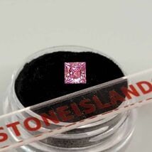 ラボ ピンクダイヤモンド 0.6ct プリンセスカット 宝石 鉱石 希少 輝き 高品質 宝石シリーズ スクエア形状 モアッサナイト C520_画像2