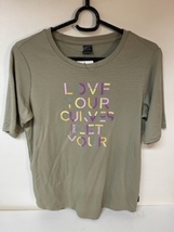 55★DRY　UVCARE　カーキ　Tシャツ　L　カーブス★新品　【定価3.300】_画像1