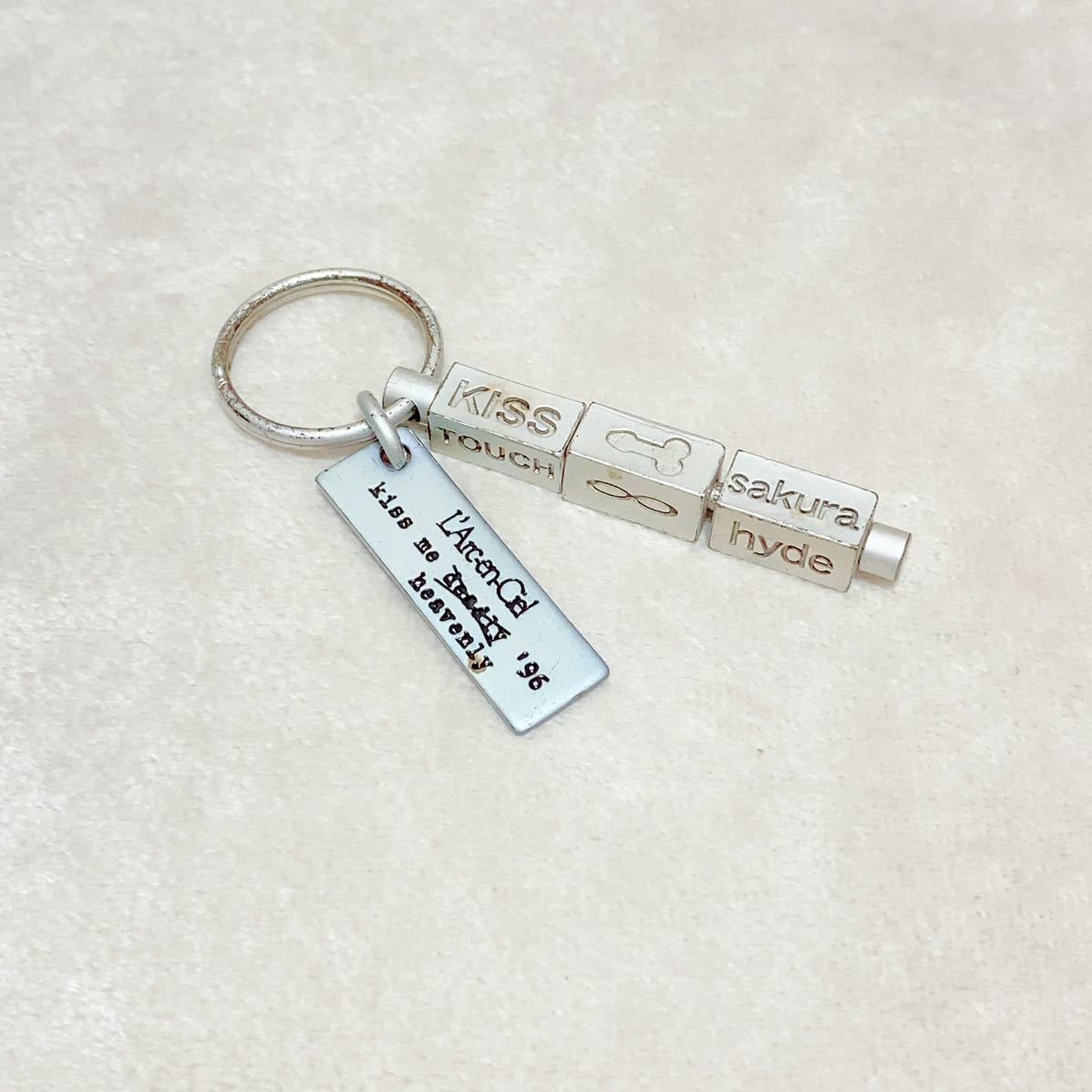 2023年最新】ヤフオク! -hyde キーホルダーの中古品・新品・未使用品一覧