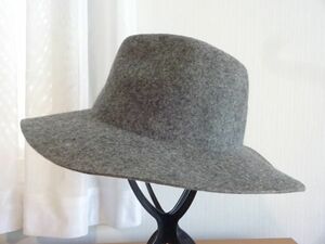 （林八百吉）Pd　メンズ・レディース　中折れハット　サイズ５７cm〜５９cm　キャップ　帽子　ウール　灰色帽子