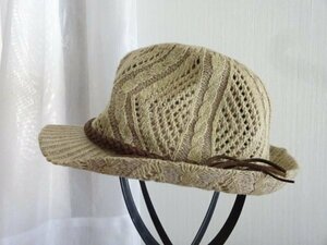 ／ BeBe／ベベ　ベージュ色　キッズ帽子　中折れハット　サイズ５２cm　キャップ　帽子　スタイル帽子