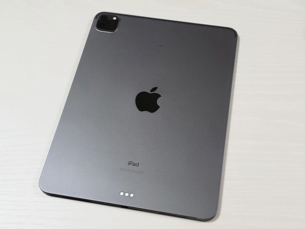 ☆【31721WM】 完動品 Apple MXDC2J/A iPad Pro 11インチ (第2世代