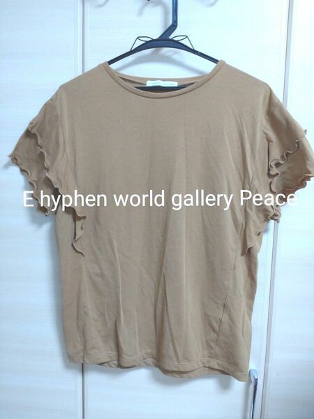 E hyphen world gallery Peace フレアトップス