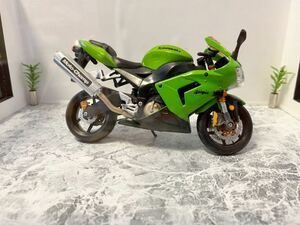 1/12スケールKawasaki ninja ZX-10R ニンジャ忍者カワサキ川崎ダイキャストバイクミニカーオートバイマイストMaisto KAWASAKIモトチャンプ