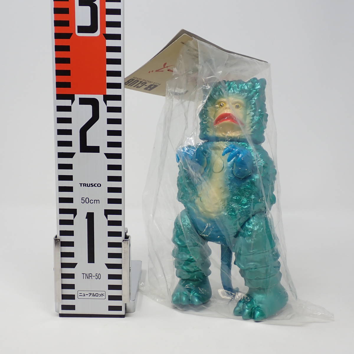 ヤフオク! -「ガラモン ソフビ」の落札相場・落札価格