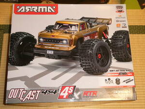 ARRMA　1/10　OUTCAST 4S　アウトキャスト　ブロンズカラー　未開封