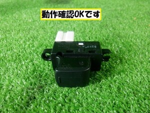 ニッサン　 マーチ 　Ｋ１３　パワーウインドウスイッチ左前　★6590