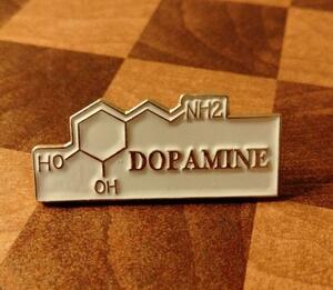 化学式②DOPAMINE　ピンバッジ　科学　化学　理系　サイエンス　ドーパミン