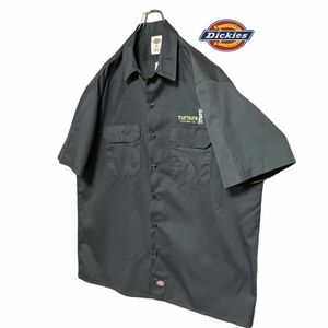 ★ネコポス発送★ Dickies 半袖ワークシャツ XL 両面刺繍 「Turnure」TELECOM 企業 ピスネーム 洗濯プレス済み ディッキーズ USED w758