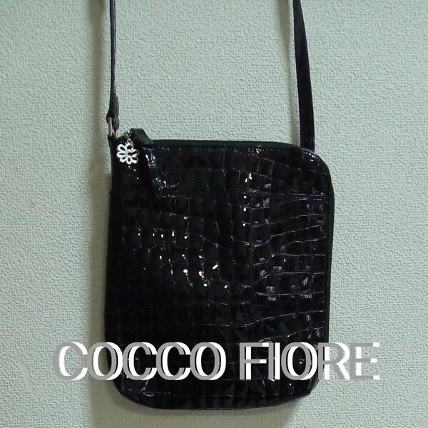 COCCO FIORE ショルダーバッグ