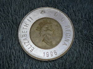 カナダ CANADA 2 DOLLARS 2ドル　ホッキョクグマのコイン　1996年 エリザベス 硬貨 外国コイン 外国銀貨 古銭 貨幣